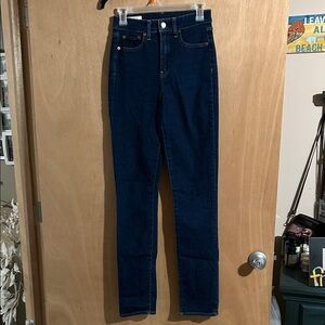 GAP Women's High Rise Dark Blue Jeans